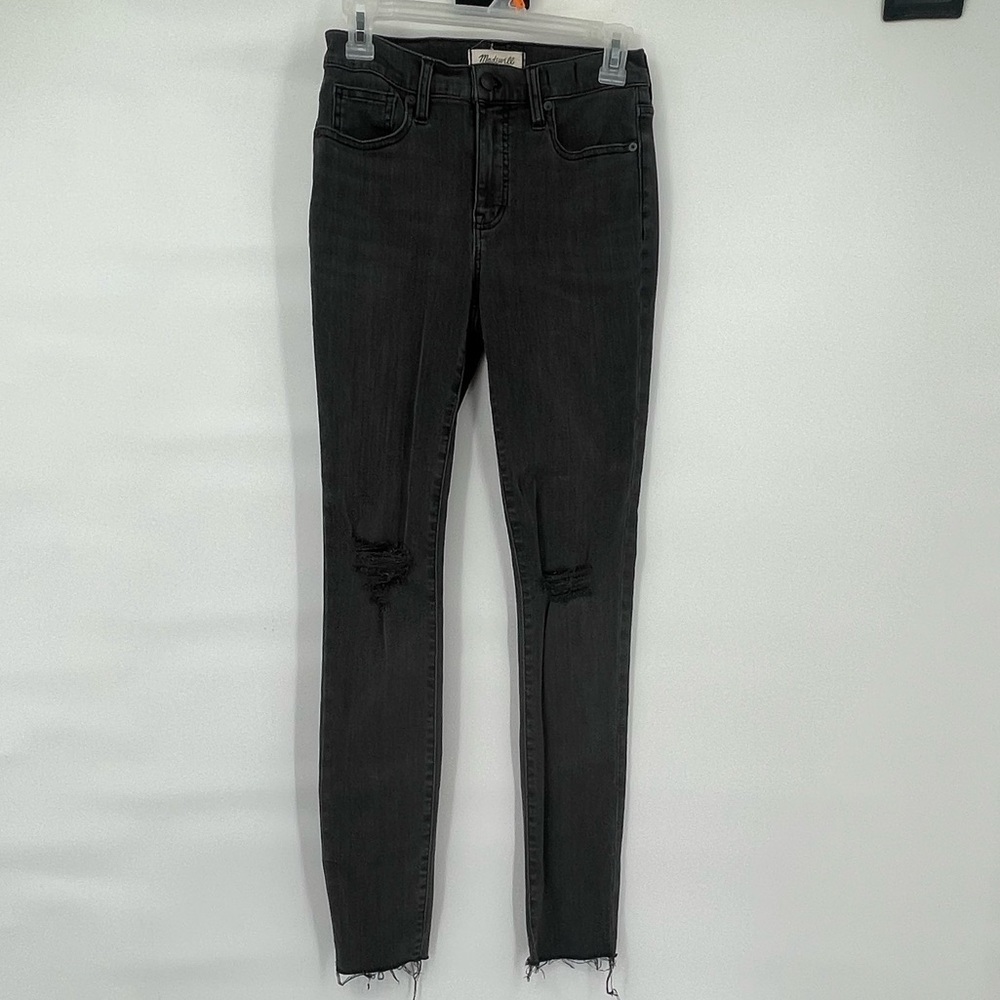 Madewell 9" mid rise skinny faded black gray distressed raw hem jeans